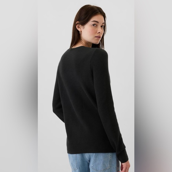 GAP Bella Crew Lightweight Pullover Sweater, True Black, Large NWT - Picture 2 of 15